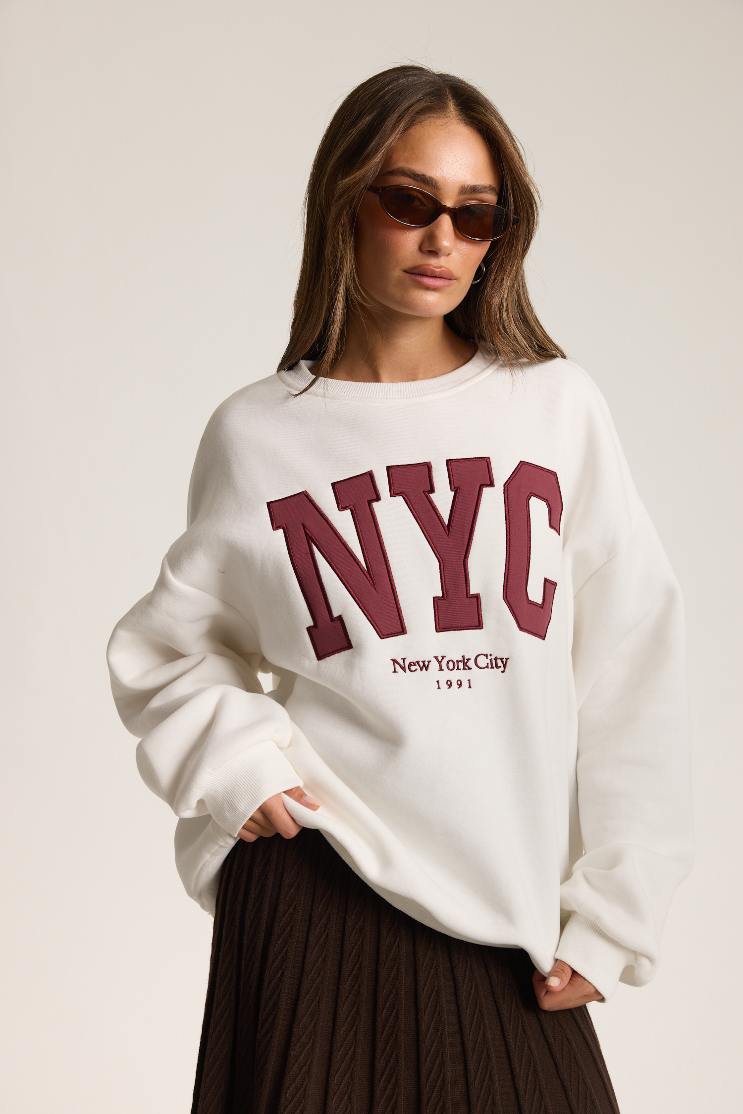 פוטר עם כיתוב - לבן עם כיתוב בורדו