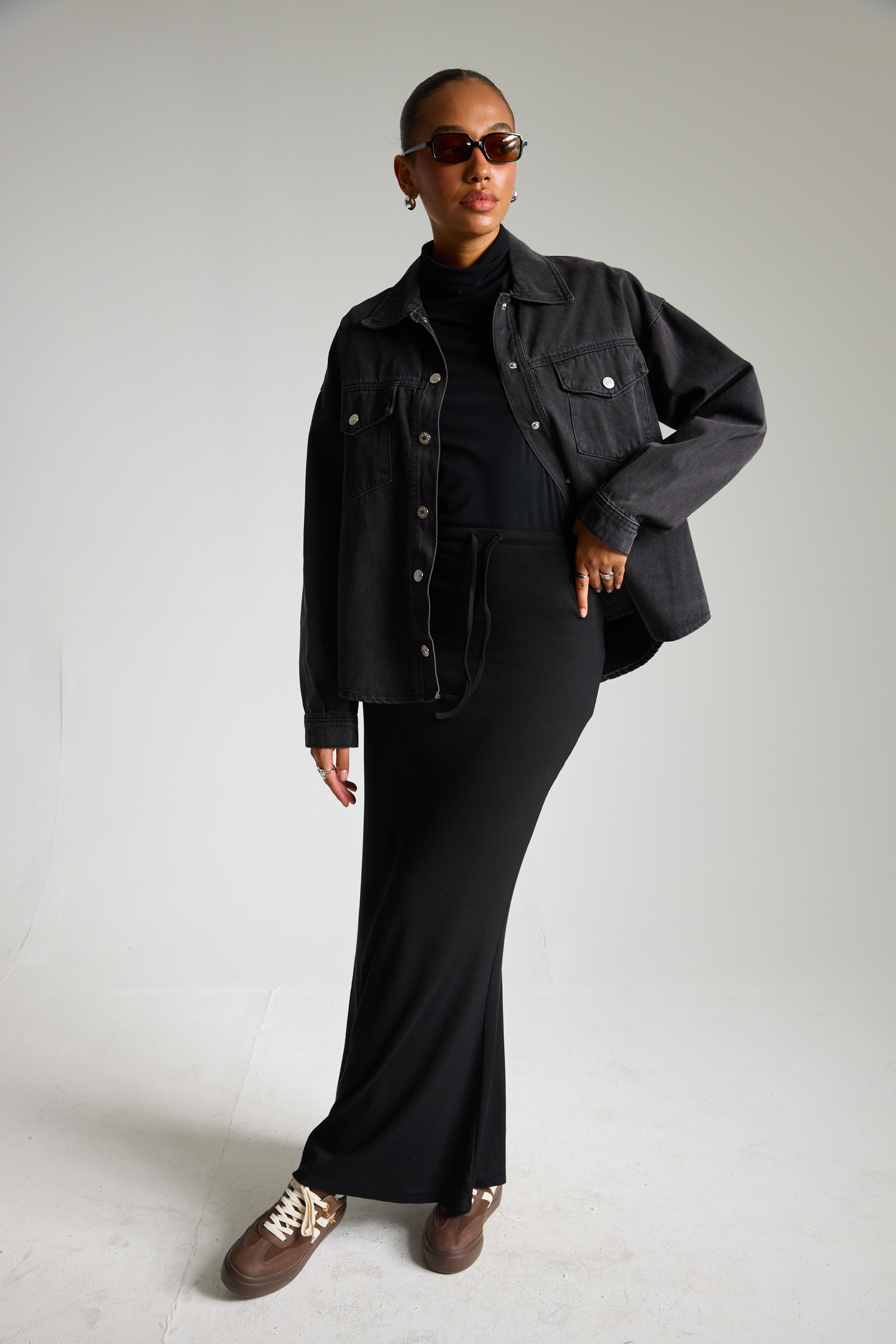 חצאית מקסי מבד ריפ - שחור