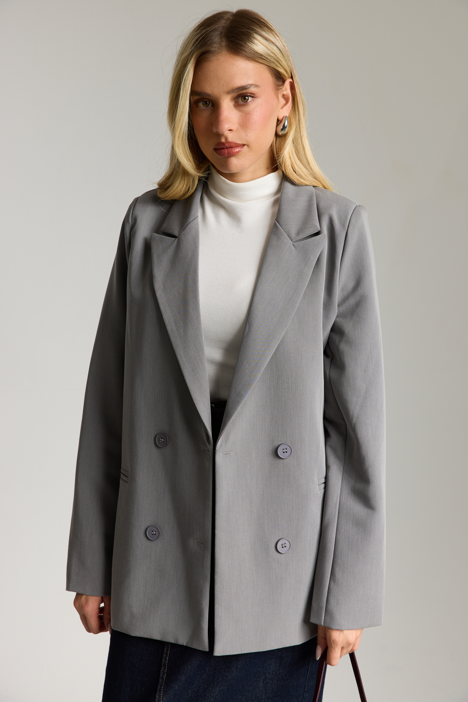 בלייזר אוברסייז - אפור