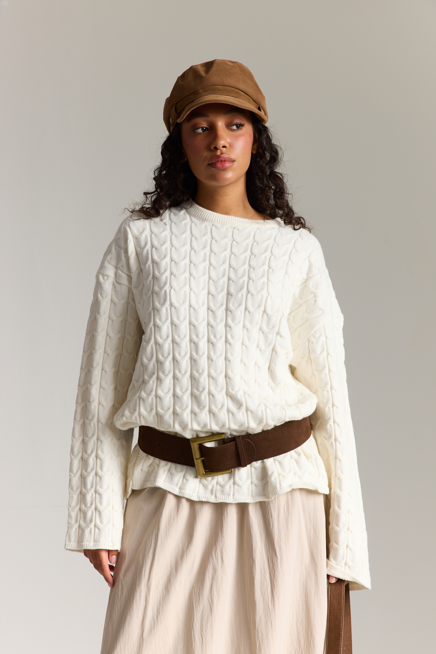 חולצת סריג צמות