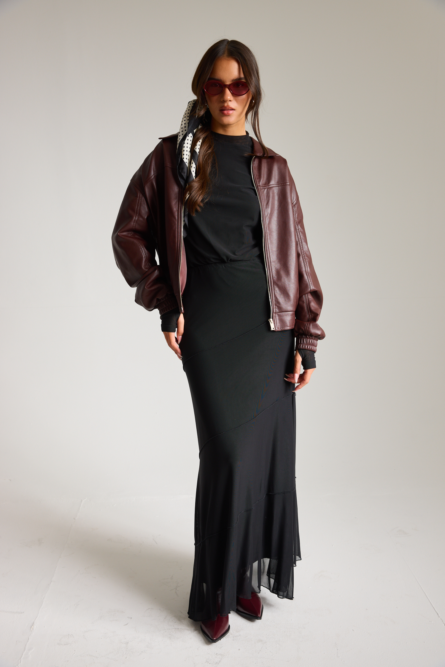 חצאית רזיל - שחור