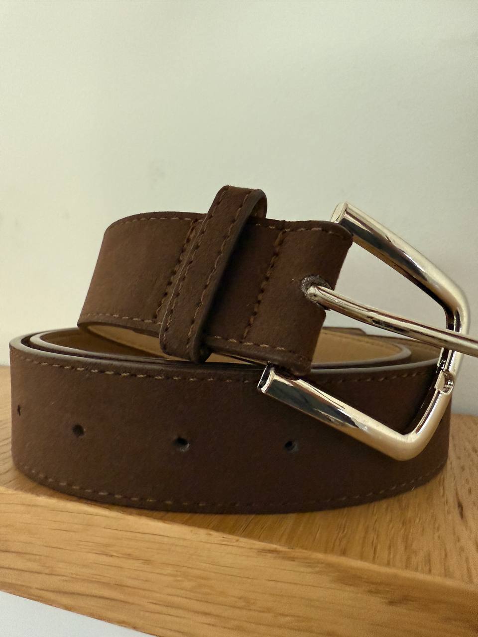 Photo 5910997373490940377 Y Photo 5910997373490940377 Y