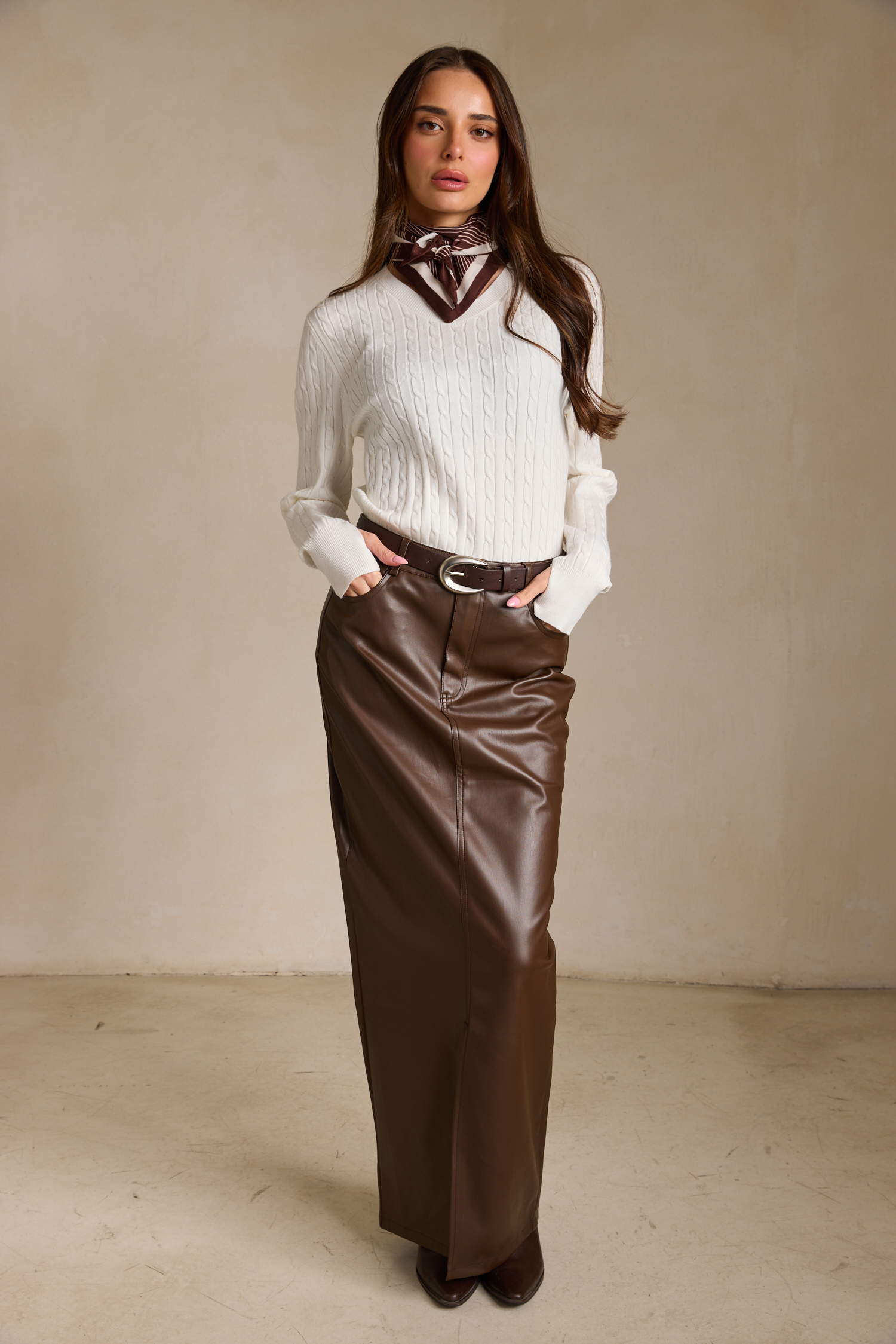 חצאית דמוי עור - חום, L