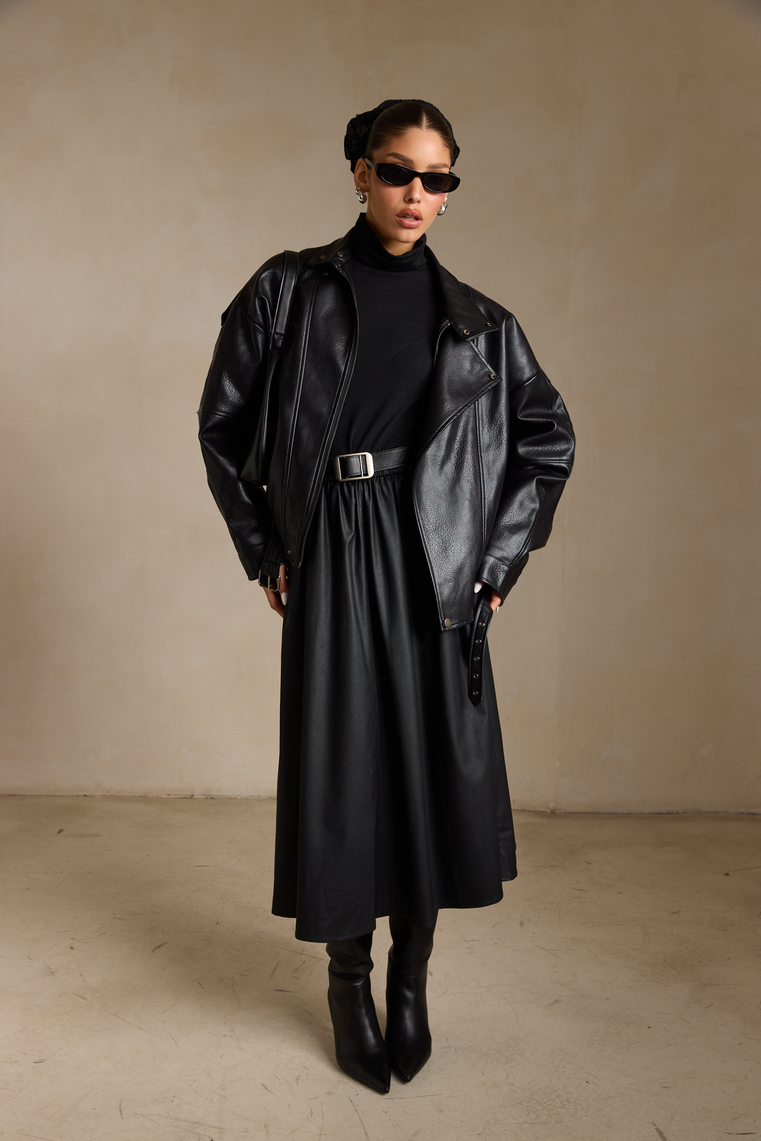 חצאית דמוי עור - שחור