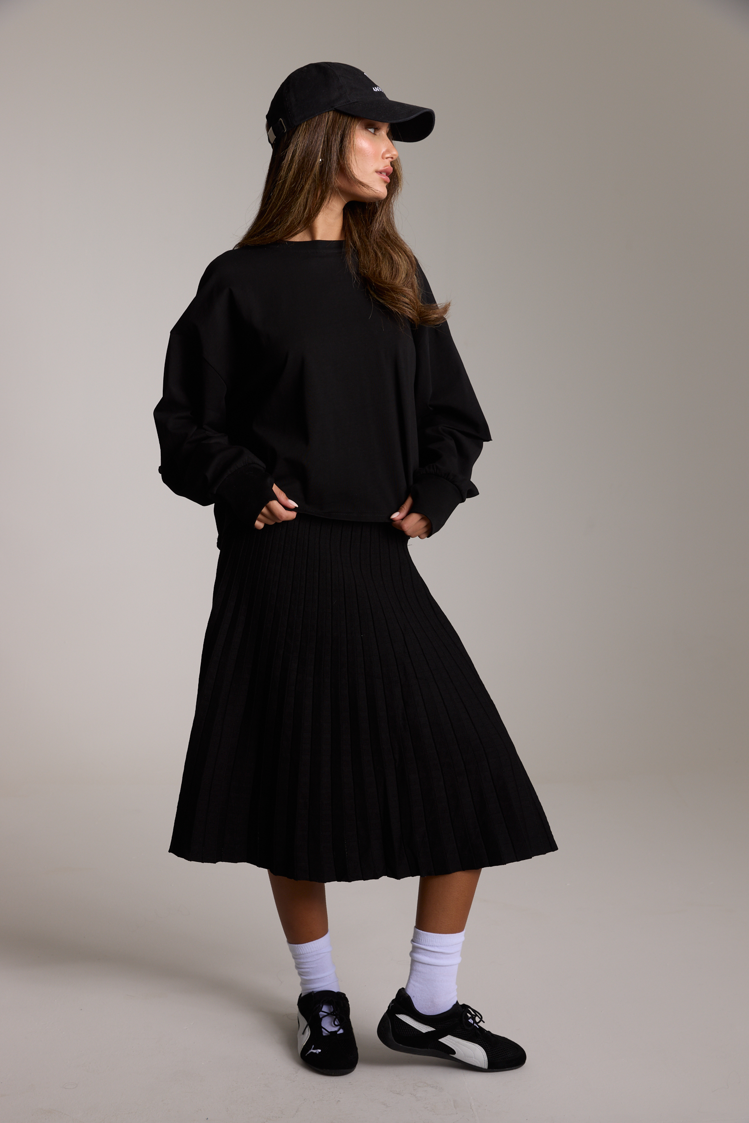 חצאית סריג מתרחבת